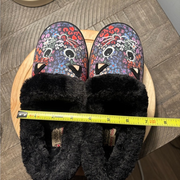 Skechers BOBS Slippers with Black Fur Lining - Picture 7 of 7
